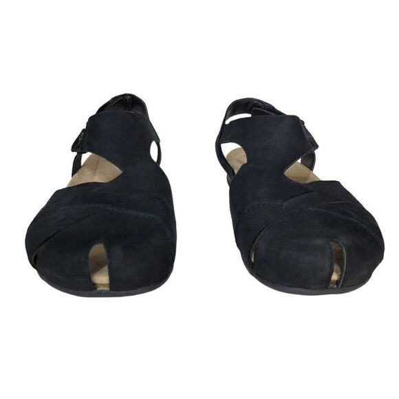 Earth Orgins Birdine Casual Round Toe Slip-on Sandals (Size 10W) - Picture 2 of 11